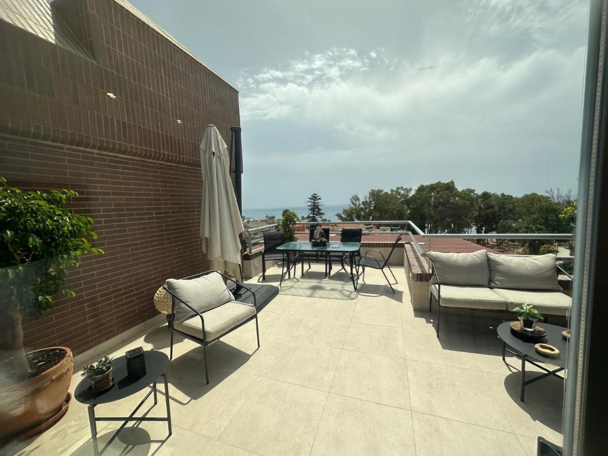 Appartement Penthouse Puerta De Pedregalejo à Málaga Extérieur photo
